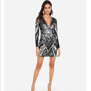 Express Patterned Sequin Mini Size S New with tags